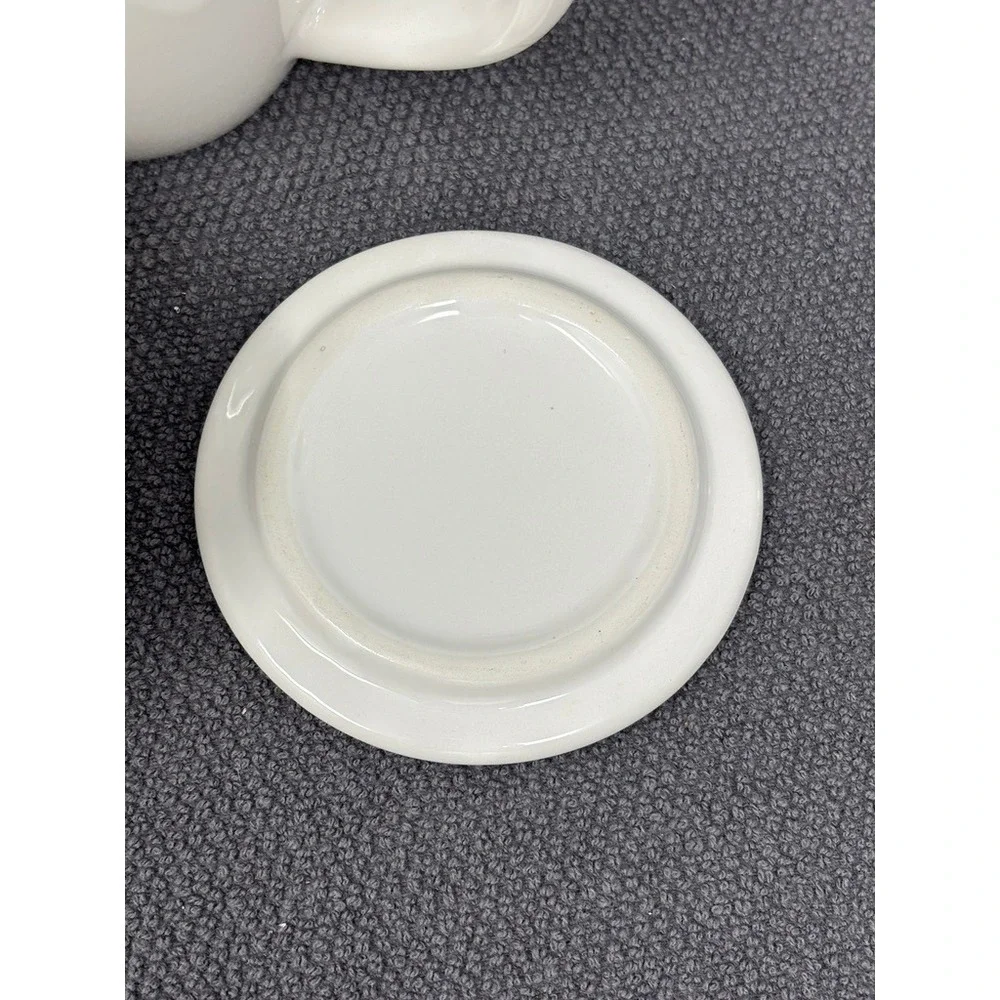 Pottery Barn Coffee House White‎ Ceramic Tea Mug Infuser Lid Set